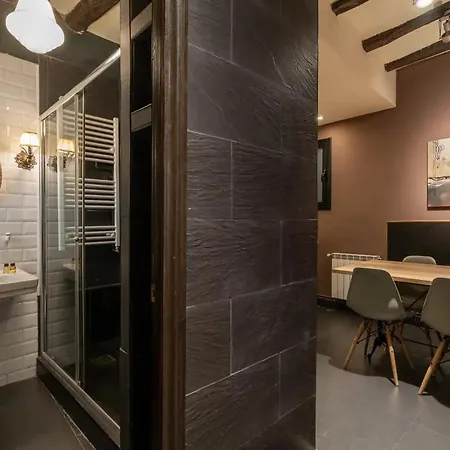 U-nique Pou Apartament