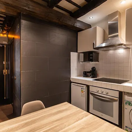 U-nique Pou Apartament